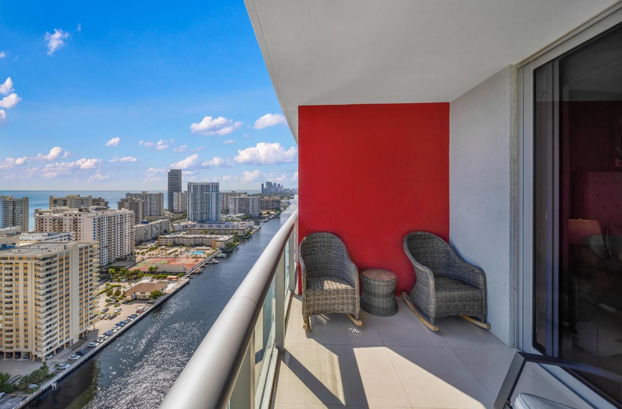 Resort-Style Living With Direct Ocean Views - 3Br Beauty Hallandale Beach Dış mekan fotoğraf