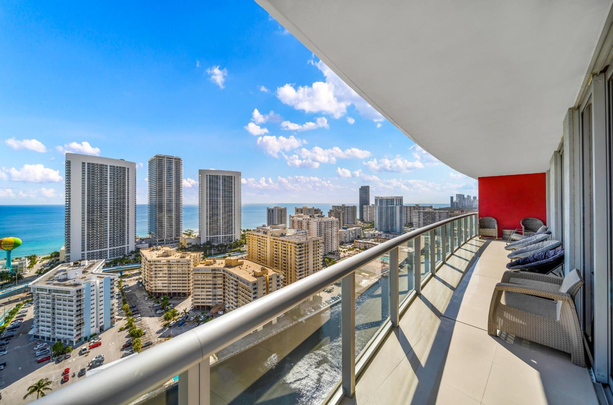 Resort-Style Living With Direct Ocean Views - 3Br Beauty Hallandale Beach Dış mekan fotoğraf