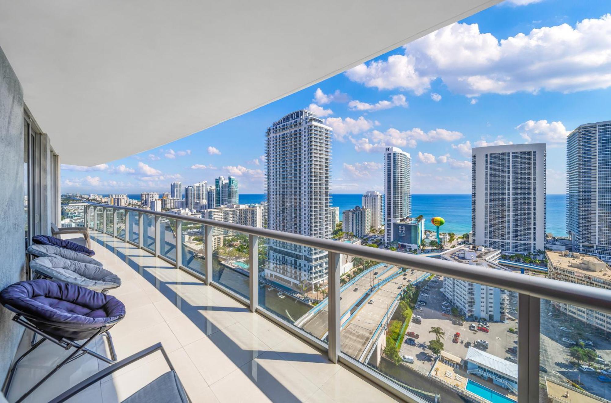 Resort-Style Living With Direct Ocean Views - 3Br Beauty Hallandale Beach Dış mekan fotoğraf