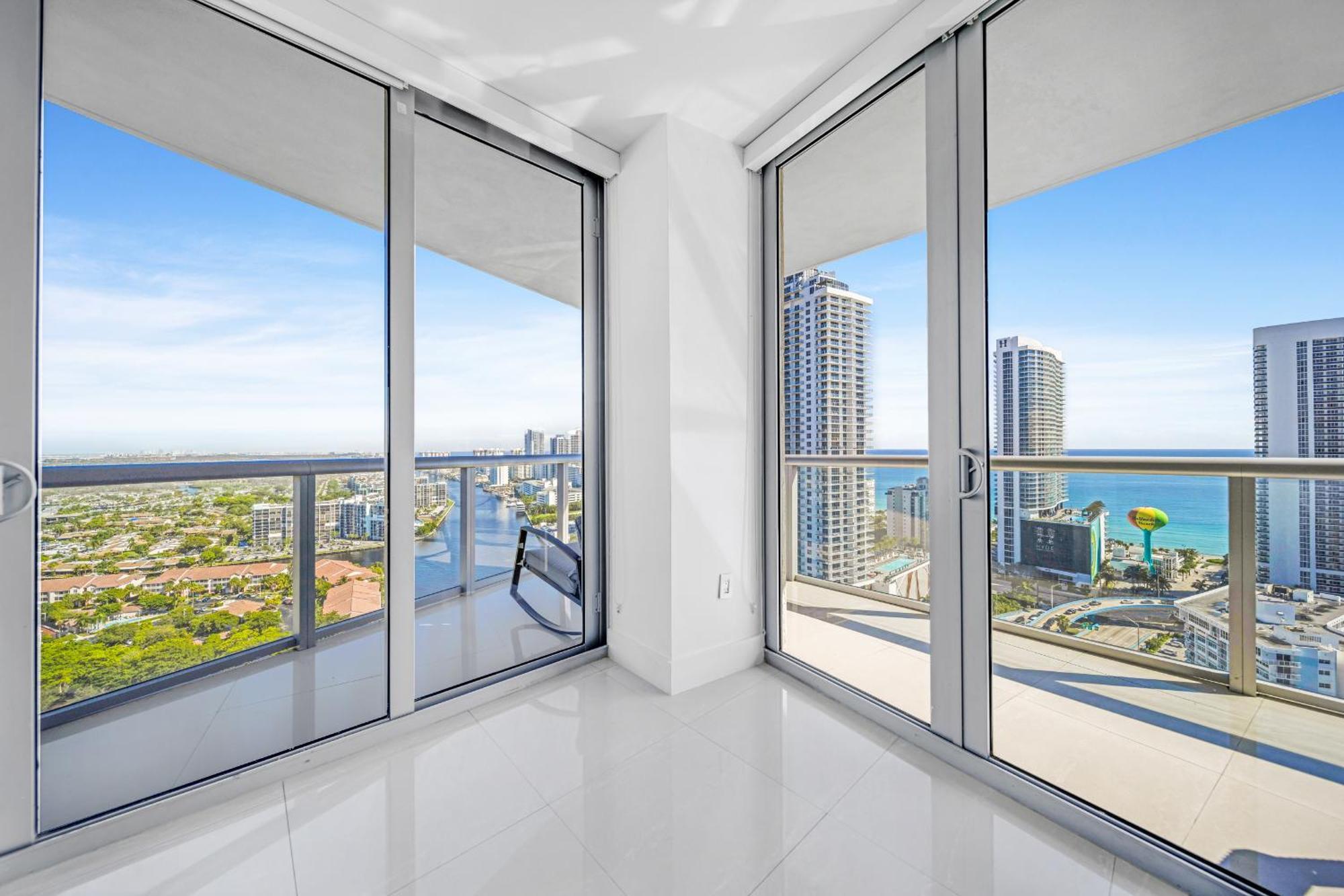Resort-Style Living With Direct Ocean Views - 3Br Beauty Hallandale Beach Dış mekan fotoğraf