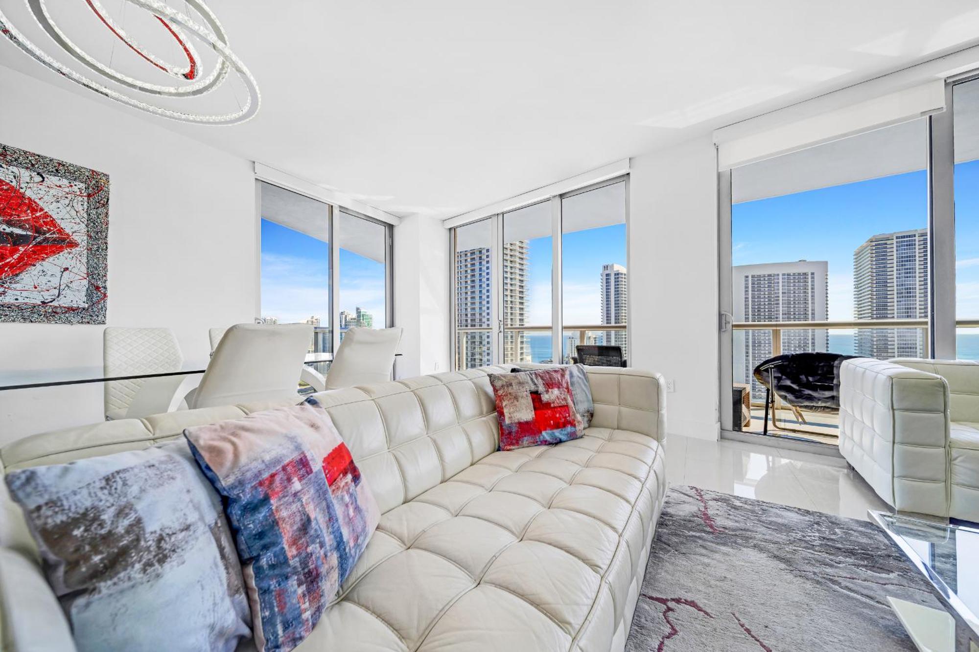 Resort-Style Living With Direct Ocean Views - 3Br Beauty Hallandale Beach Dış mekan fotoğraf
