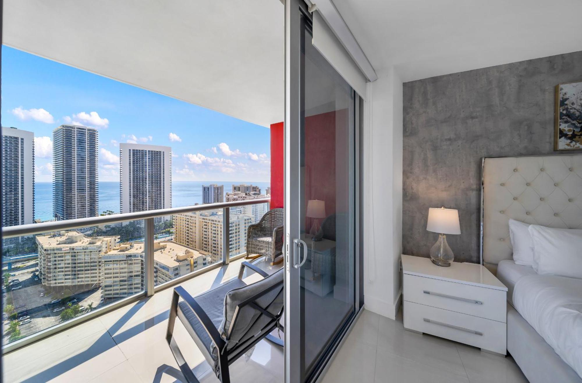 Resort-Style Living With Direct Ocean Views - 3Br Beauty Hallandale Beach Dış mekan fotoğraf