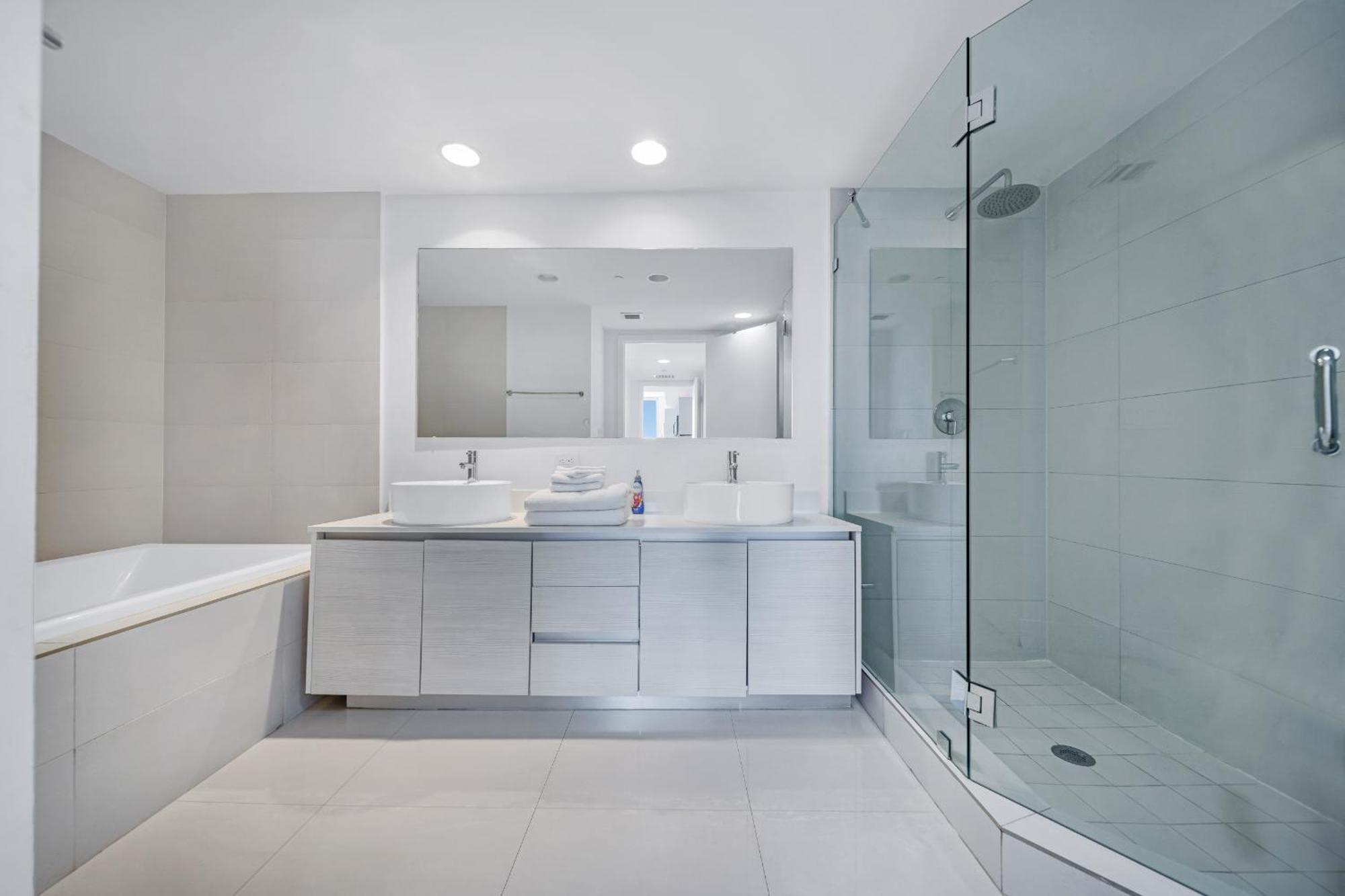 Resort-Style Living With Direct Ocean Views - 3Br Beauty Hallandale Beach Dış mekan fotoğraf
